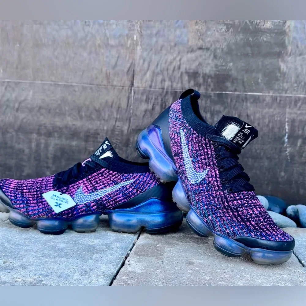 Nike Fly Knit Vapor Max W Sz 8.5 custom designed w/ Swarovski crystals, like new - Picture 7 of 11